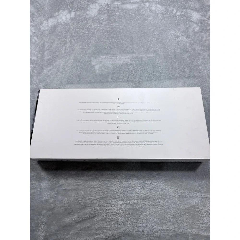 Alienware Pro Gaming Keyboard AW768 Silver Brown Mechanical Switches RGB